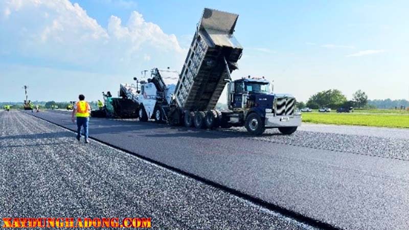 bê tông nhựa nóng đáp ứng được tiêu chuẩn đường sân bay