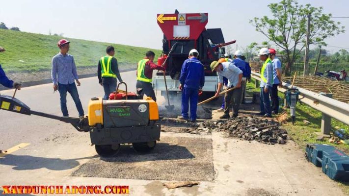 Gia cường đường bê tông nhựa bằng cào bóc tại chỗ
