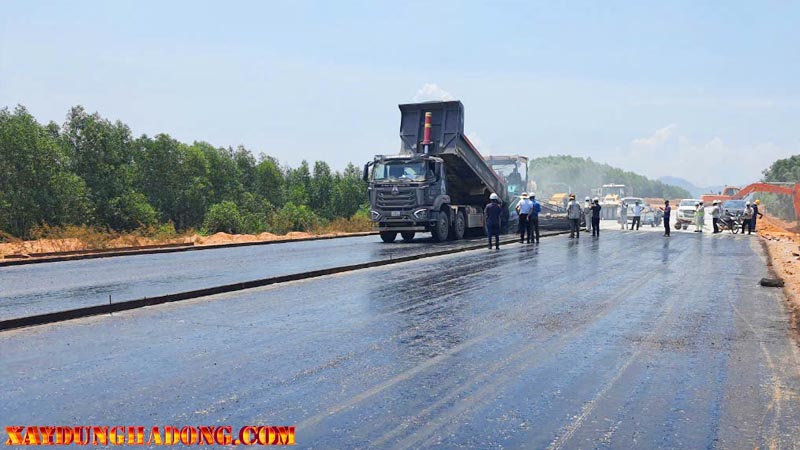 đội ngũ asphalt kinh nghiệm, được khách hàng ưa chuộng