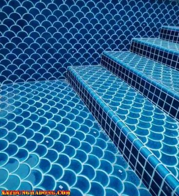 Những ưu điểm nổi bật khiến gạch mosaic được ưa chuộng cho bể bơi