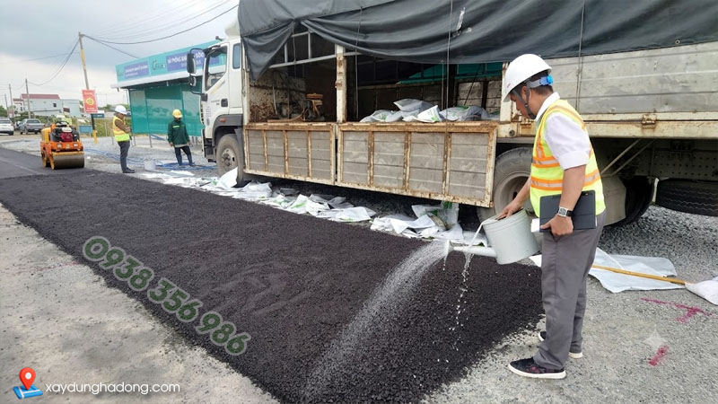 Chi tiết các bước thực hiện rải carboncor asphalt và lu lèn
