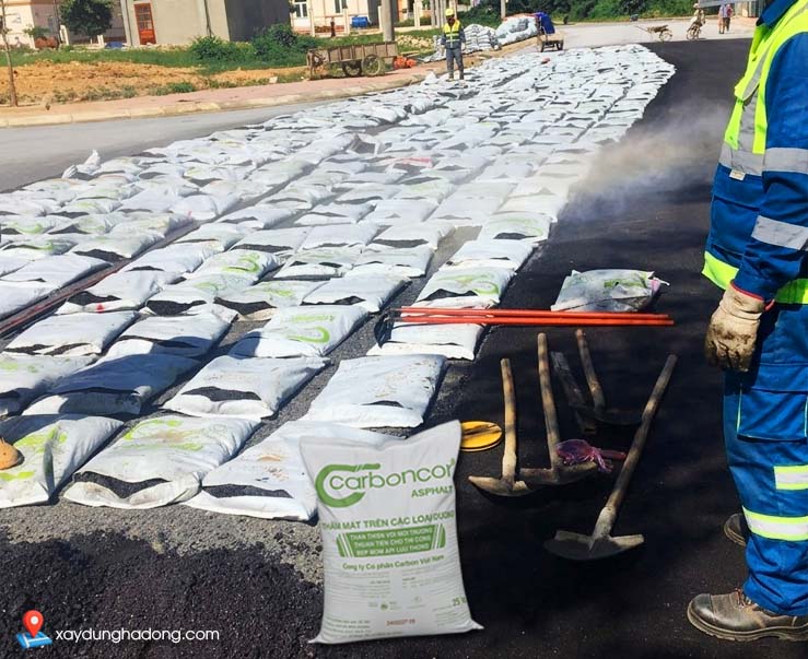 Khối lượng riêng của Carboncor Asphalt là bao nhiêu?